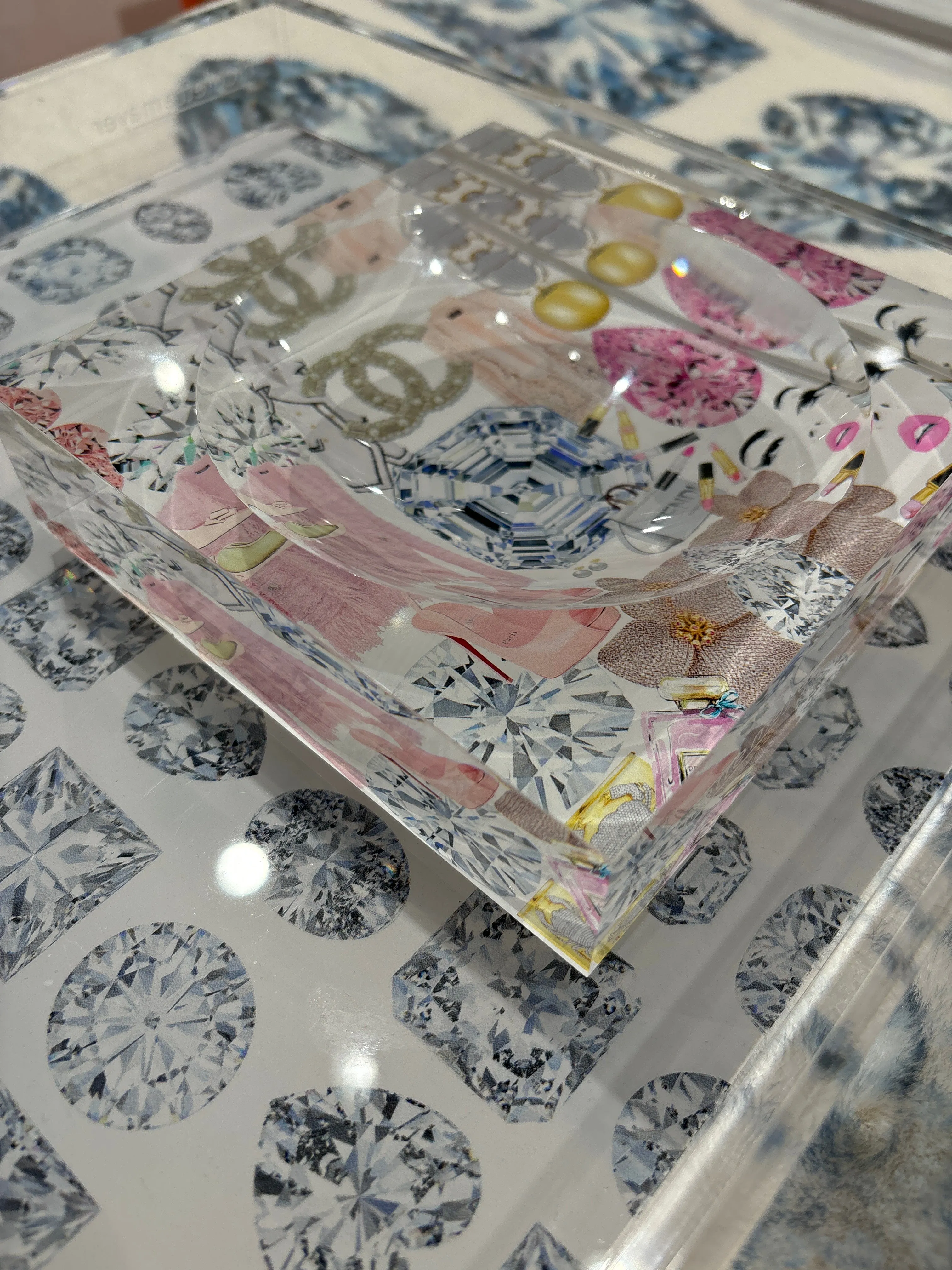 Bougie Women Nuevo Pink White Acrylic Candy Catchall Dish 6x6