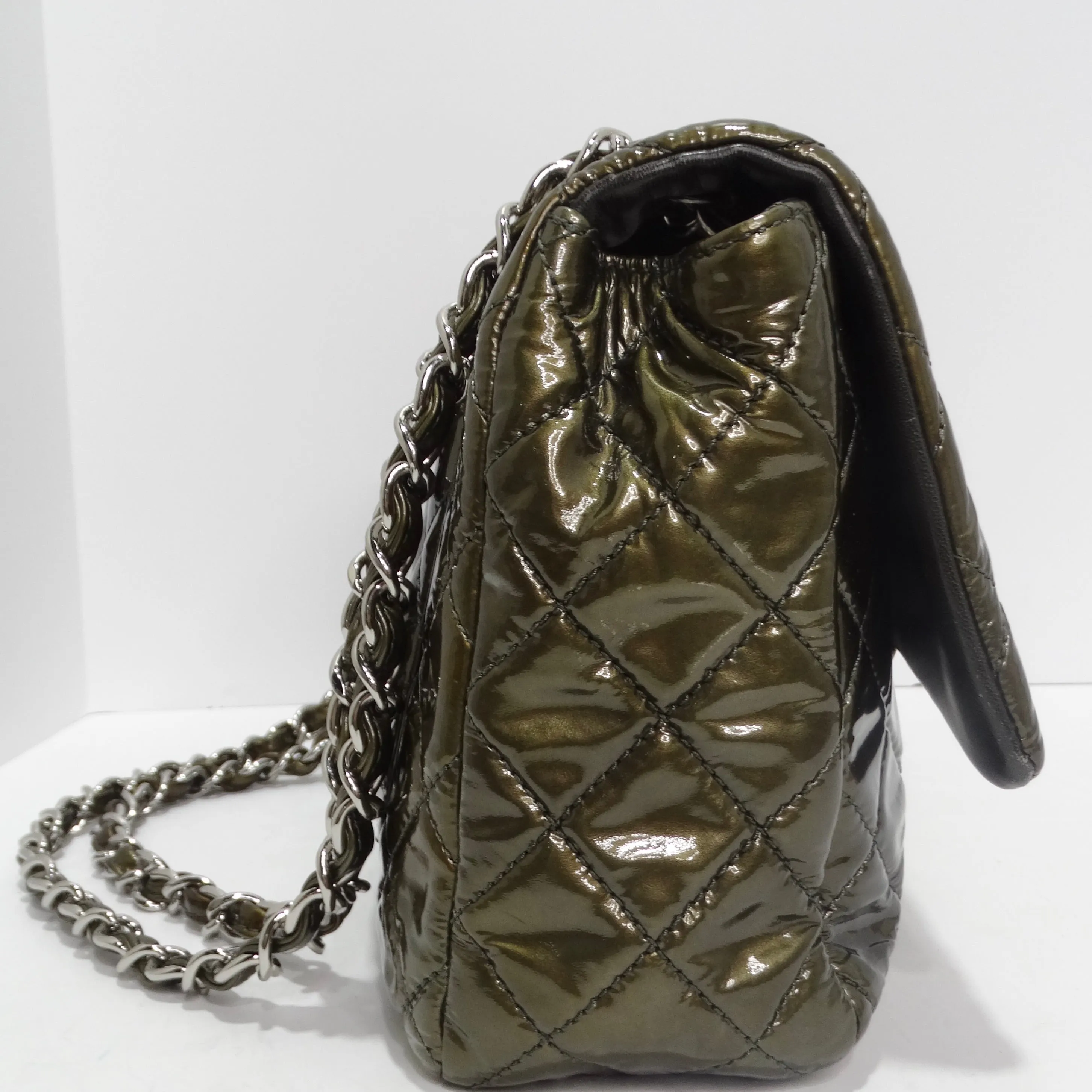 Chanel 2008-2009 Metallic Patent Quilted Jumbo Single Flap Green