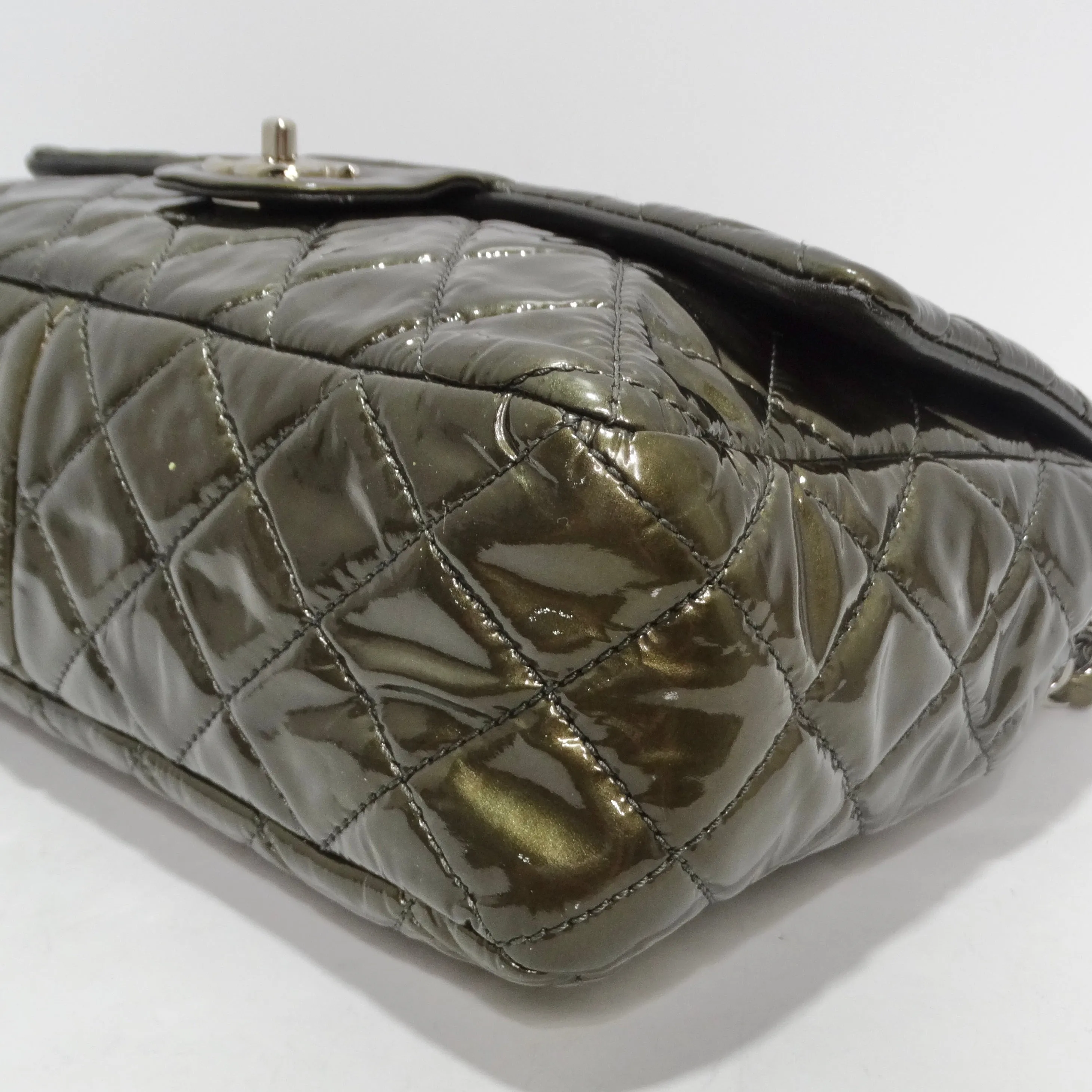 Chanel 2008-2009 Metallic Patent Quilted Jumbo Single Flap Green
