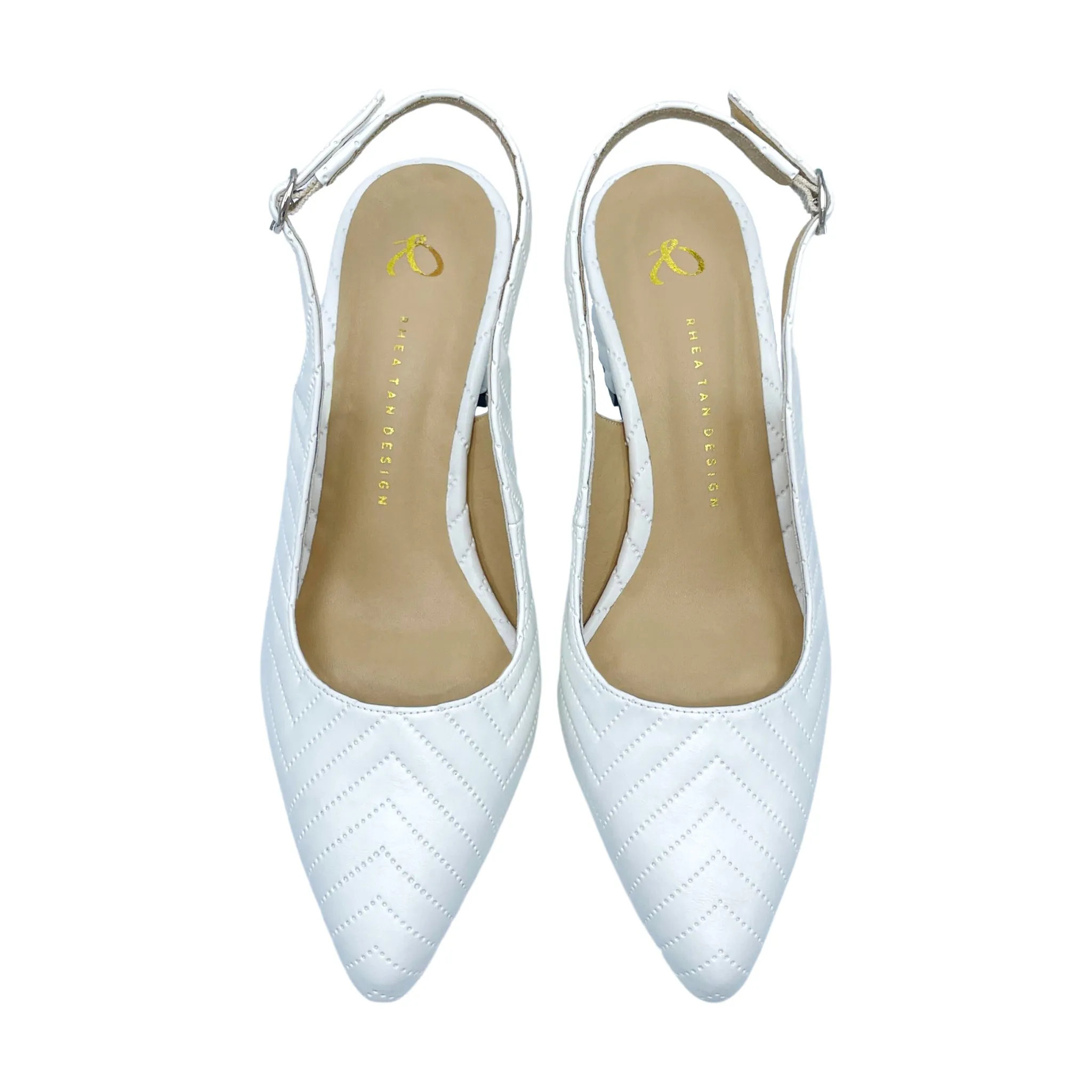 Daffy White