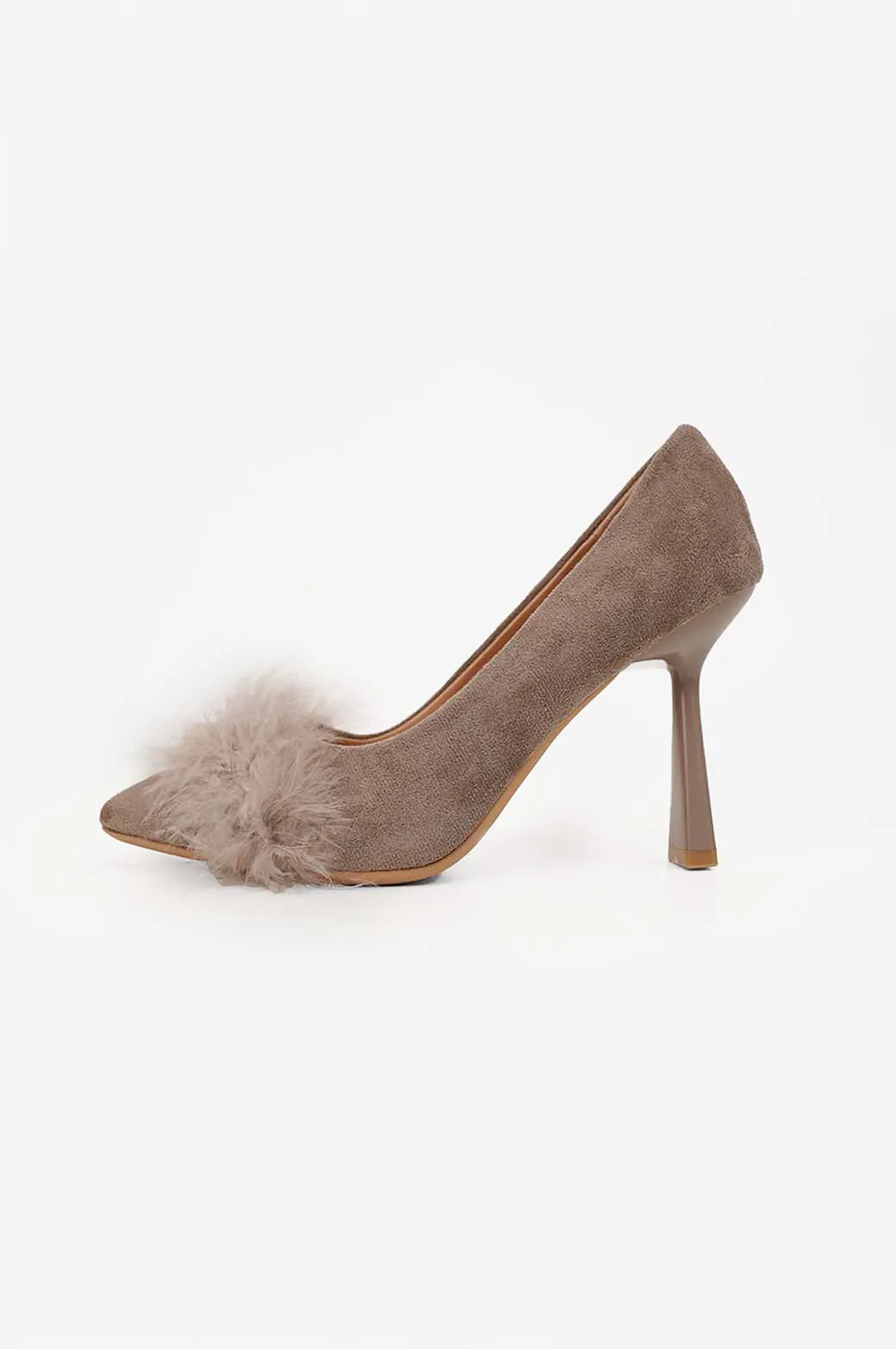 HEELS WITH FUR