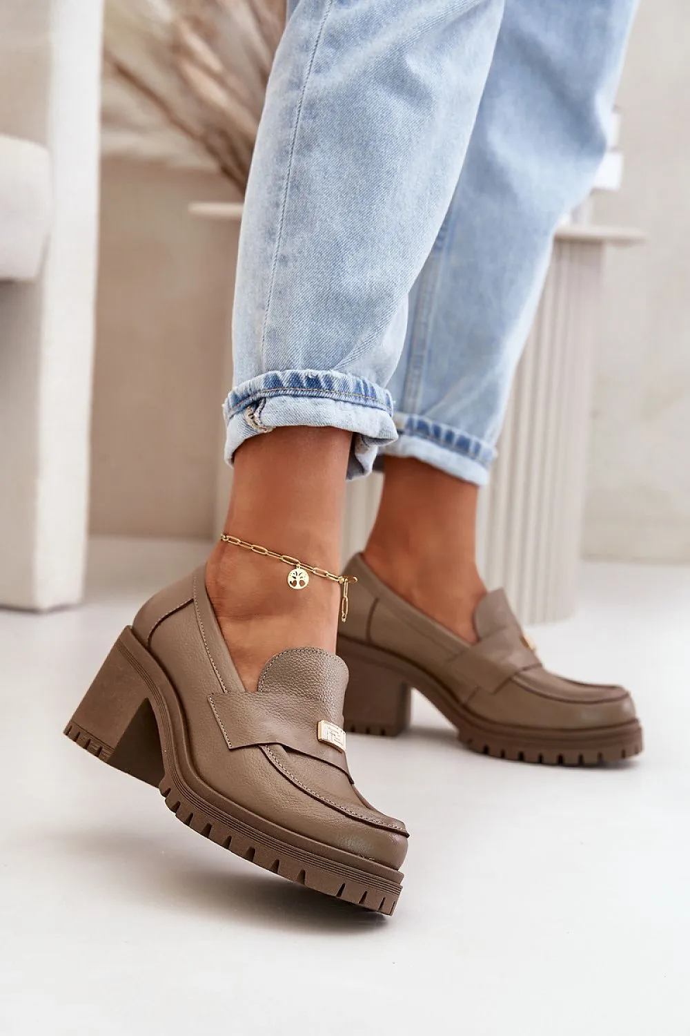 STELP IN STYLE Leather Heeled Platform Horse Bit Shoes