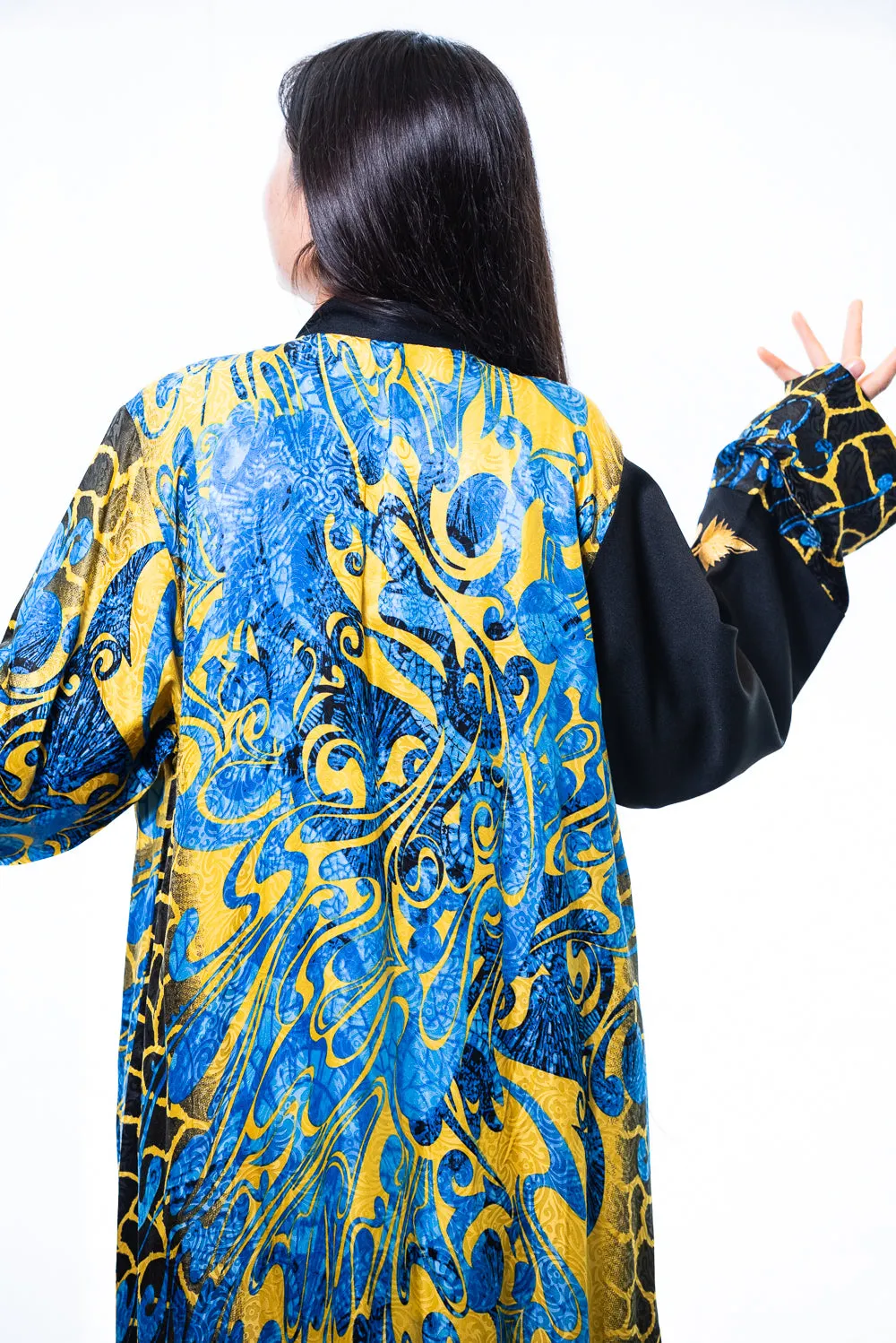 Tinashe embroidered kimono robe